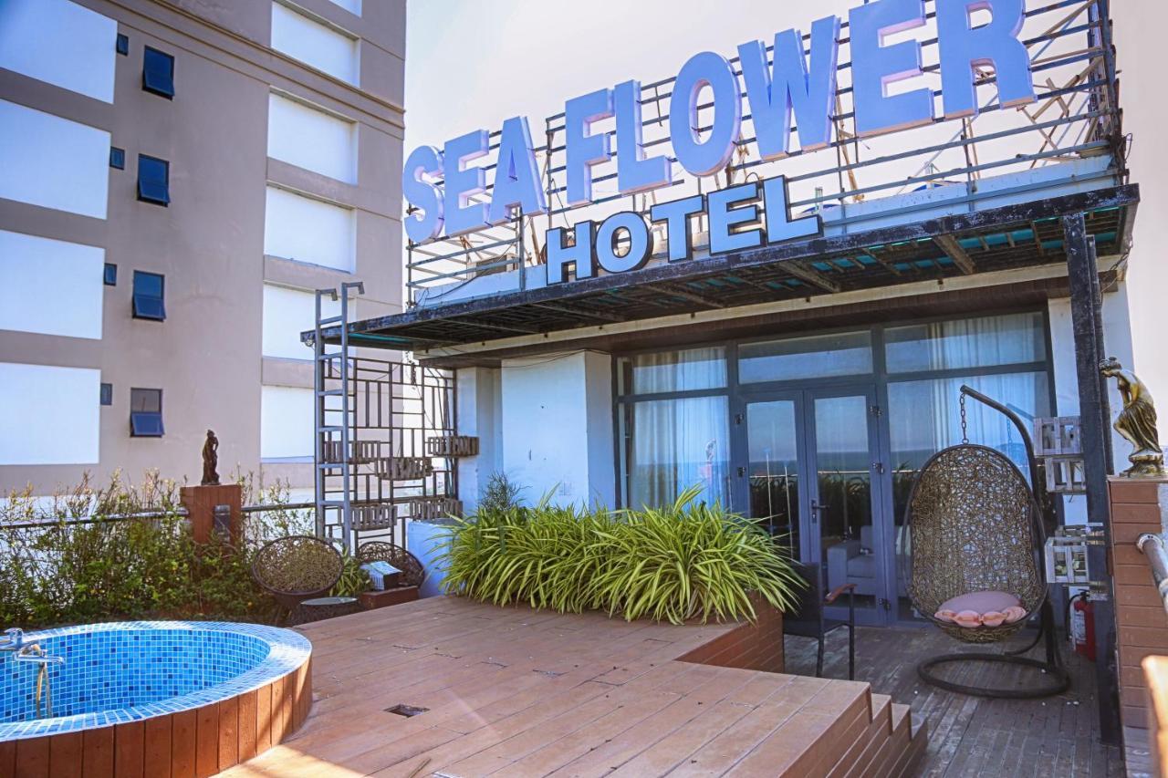 Sea Flower Hotel Da Nang Exteriör bild